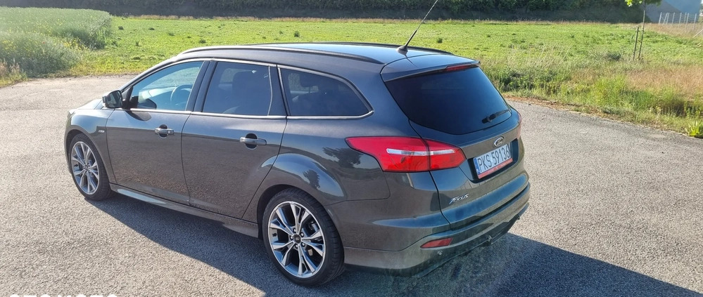 Ford Focus cena 41900 przebieg: 172550, rok produkcji 2017 z Kościan małe 407